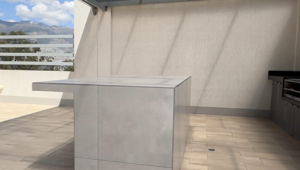 2bcf58fe-bb46-46ff-83d1-2be74fa3af18