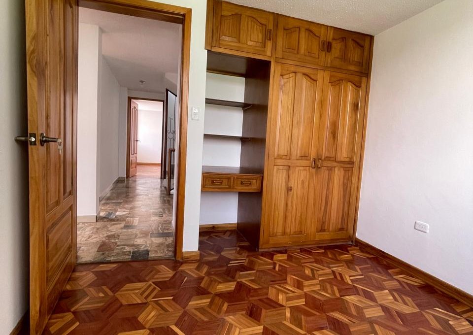 00bf5f5e-589a-4308-b02f-dca59b30bd75