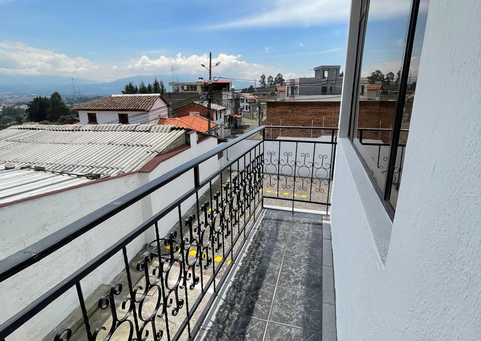 42a3d383-edb1-480c-90de-0322637f36bd